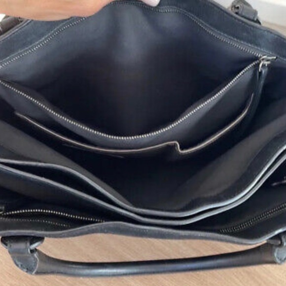 Coach Bag - Picture 3 of 8